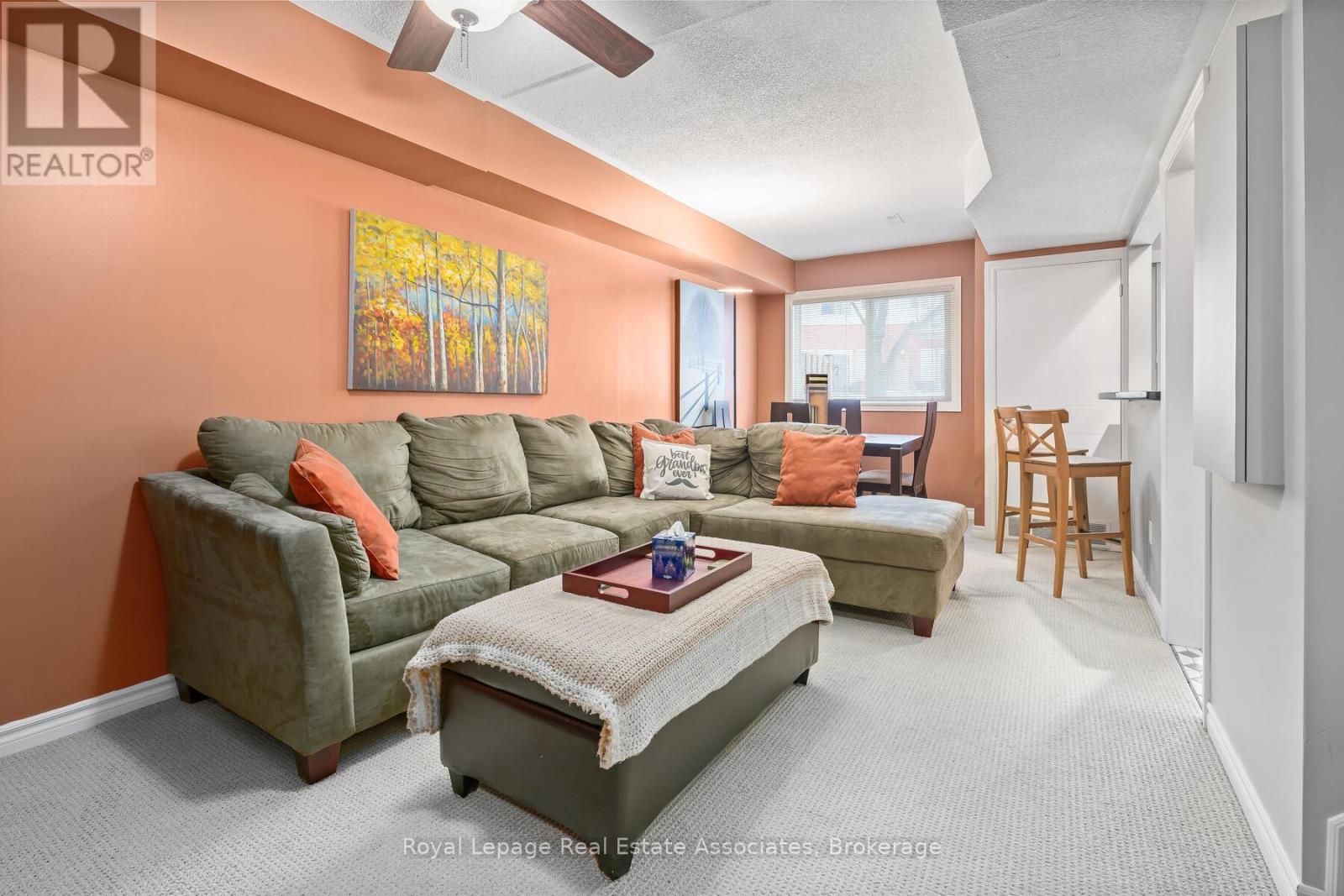 60 - 62 Stewart Maclaren Road, Halton Hills (Georgetown), Ontario  L7G 5L9 - Photo 6 - W12862274