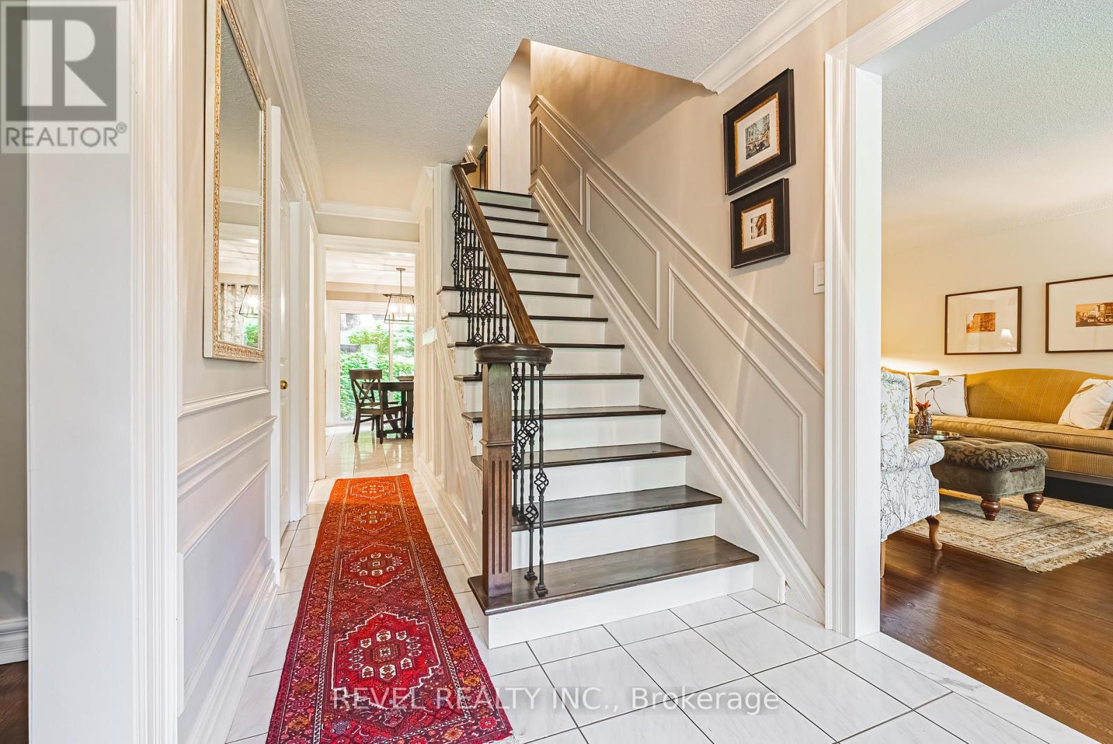 116 Campbell Avenue E, Milton (Campbellville), Ontario  L0P 1B0 - Photo 10 - W12862438