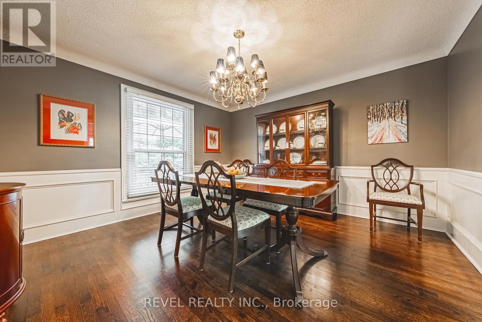 116 Campbell Avenue E, Milton (Campbellville), Ontario  L0P 1B0 - Photo 13 - W12862438