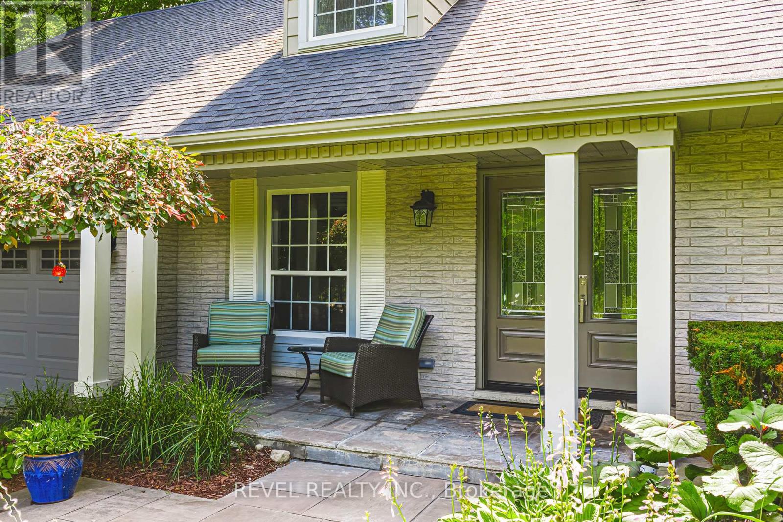 116 Campbell Avenue E, Milton (Campbellville), Ontario  L0P 1B0 - Photo 8 - W12862438