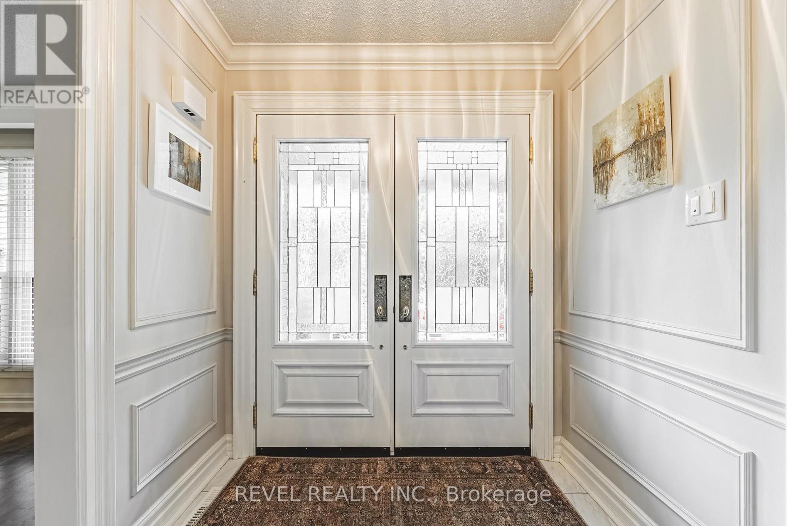 116 Campbell Avenue E, Milton (Campbellville), Ontario  L0P 1B0 - Photo 9 - W12862438