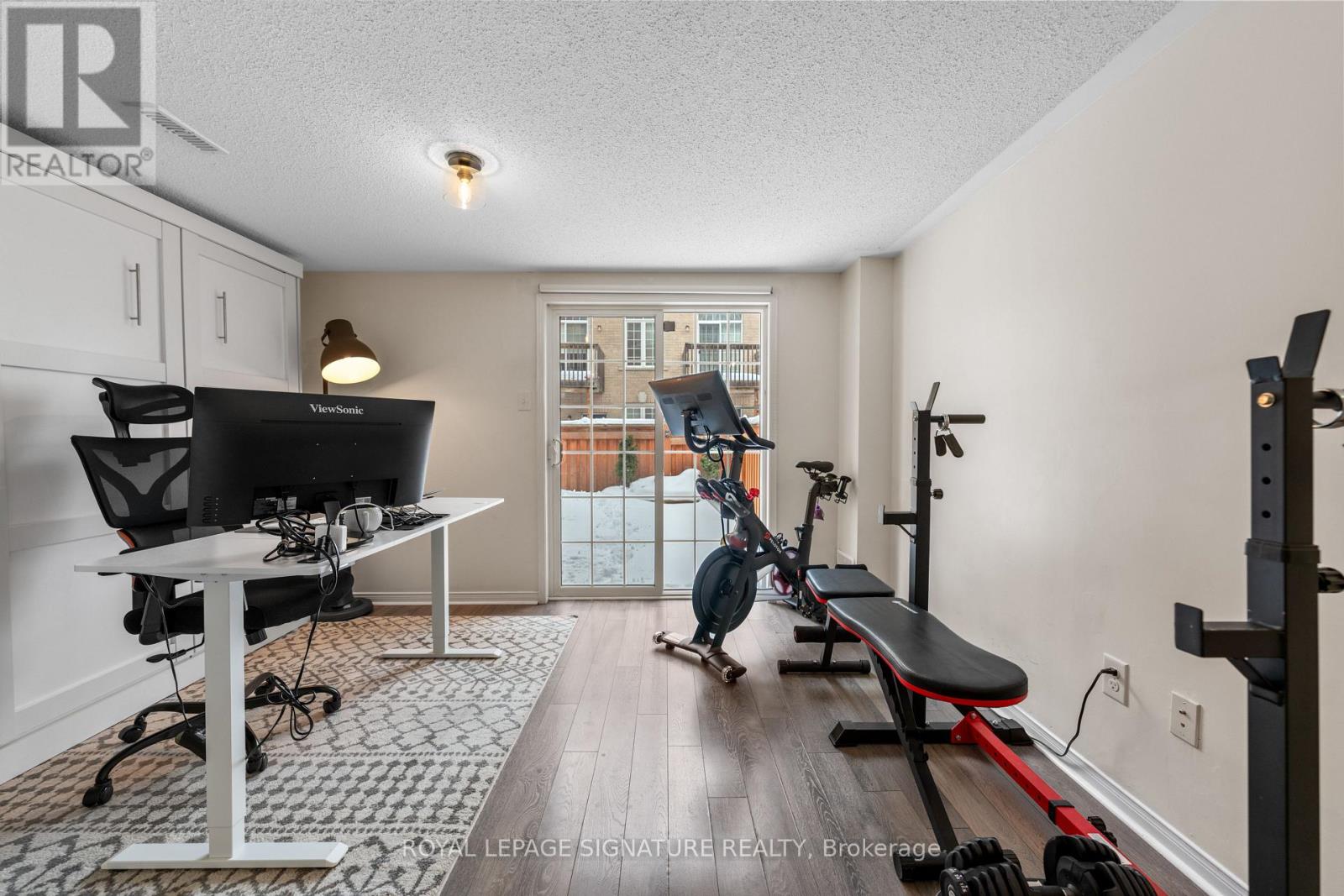 6 Renfrew Lane, Halton Hills (Georgetown), Ontario  L7G 0H1 - Photo 21 - W12862856