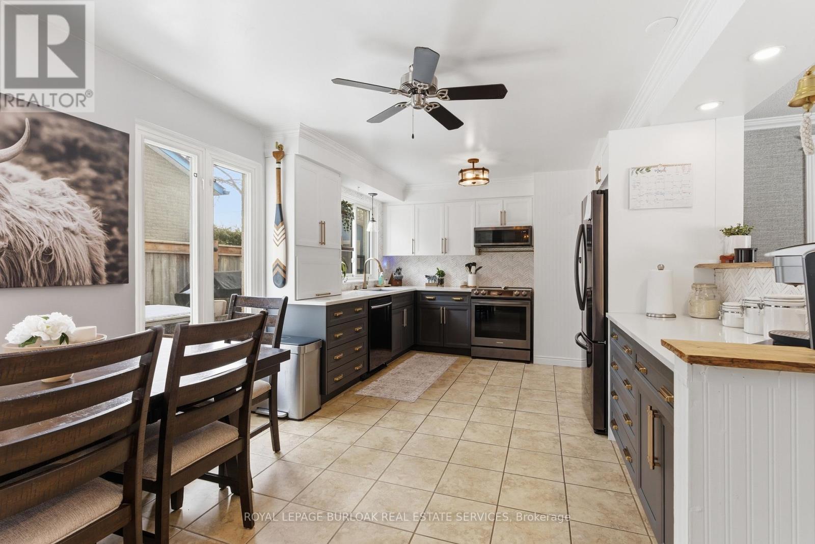 165 Tyler Avenue, Halton Hills (Ac Acton), Ontario  L7J 1V4 - Photo 18 - W12862948