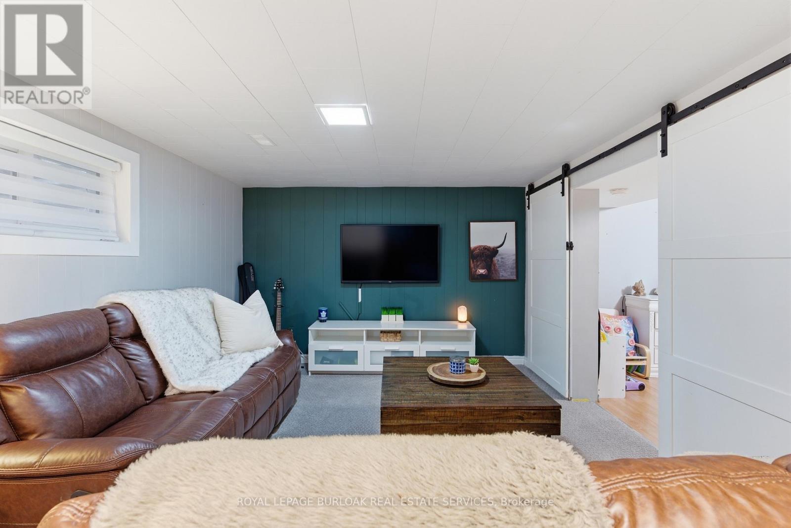 165 Tyler Avenue, Halton Hills (Ac Acton), Ontario  L7J 1V4 - Photo 32 - W12862948