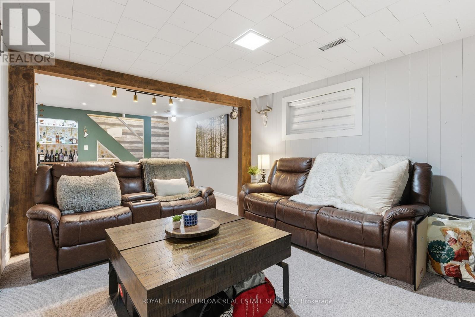 165 Tyler Avenue, Halton Hills (Ac Acton), Ontario  L7J 1V4 - Photo 34 - W12862948