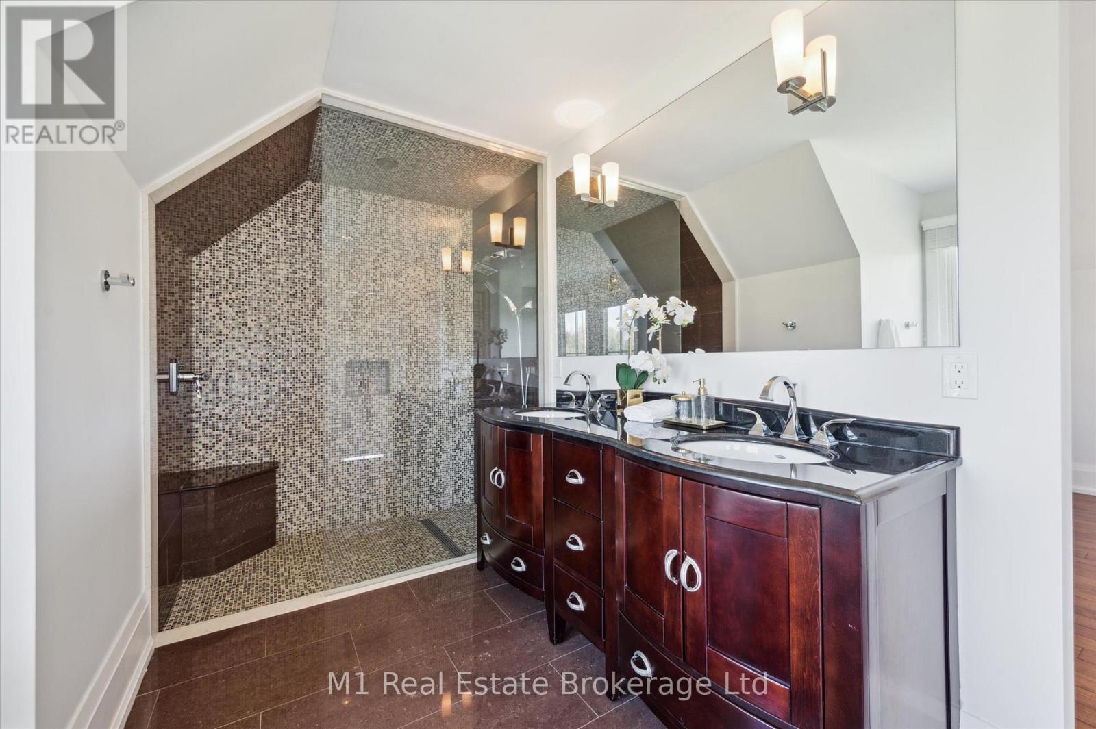 13569 Dublin Line, Halton Hills (Rural Halton Hills), Ontario  L7J 2L7 - Photo 21 - W12865028