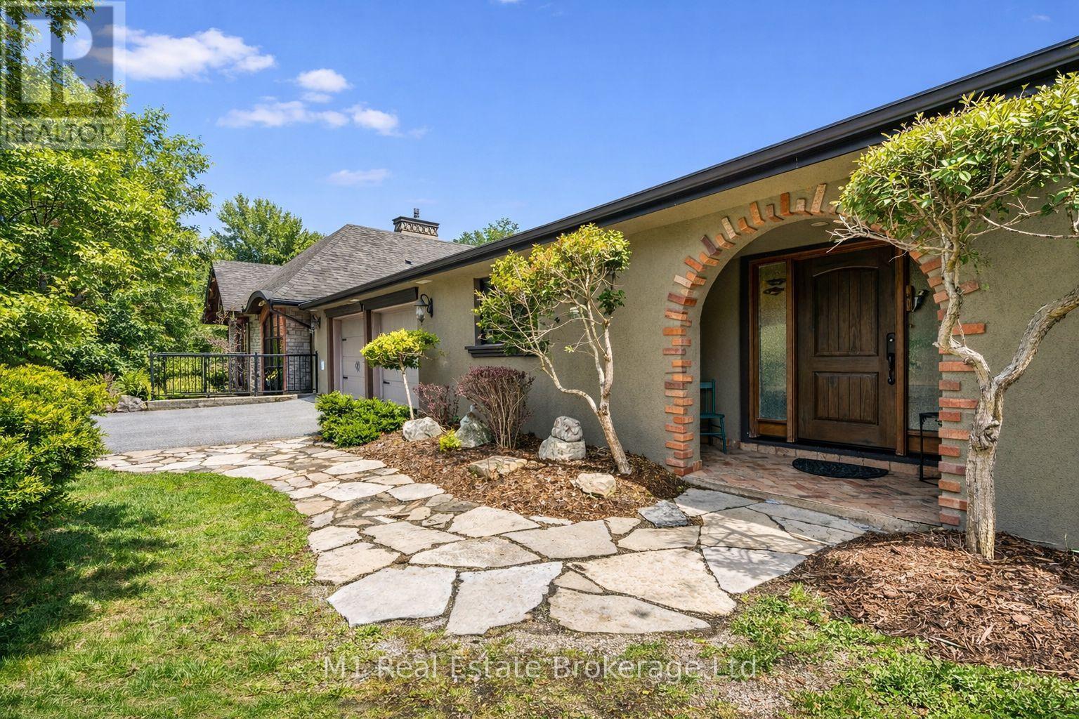 13569 Dublin Line, Halton Hills (Rural Halton Hills), Ontario  L7J 2L7 - Photo 24 - W12865028