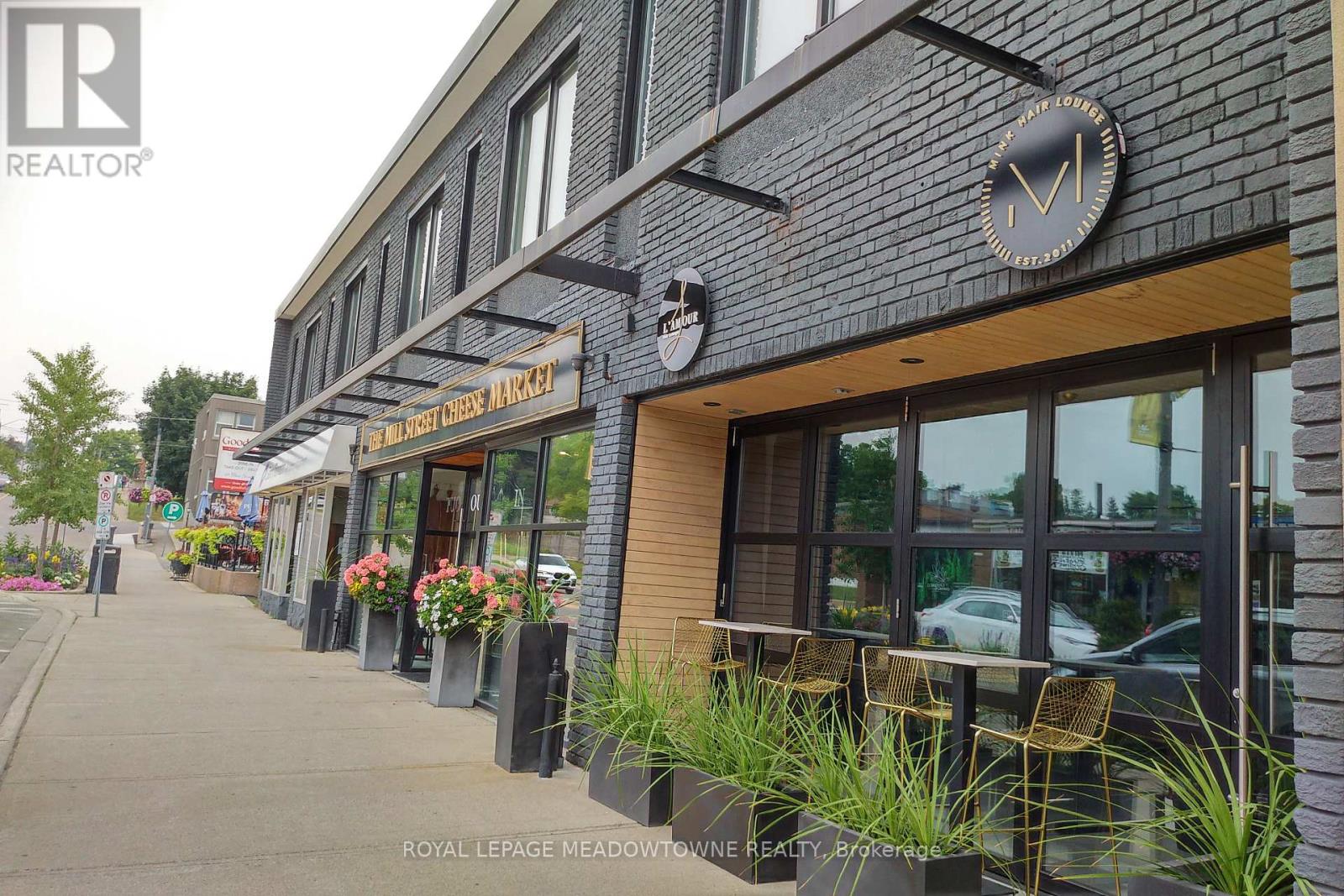 43 Main Street S, Halton Hills (Georgetown), Ontario  L7G 3H2 - Photo 17 - W12868242