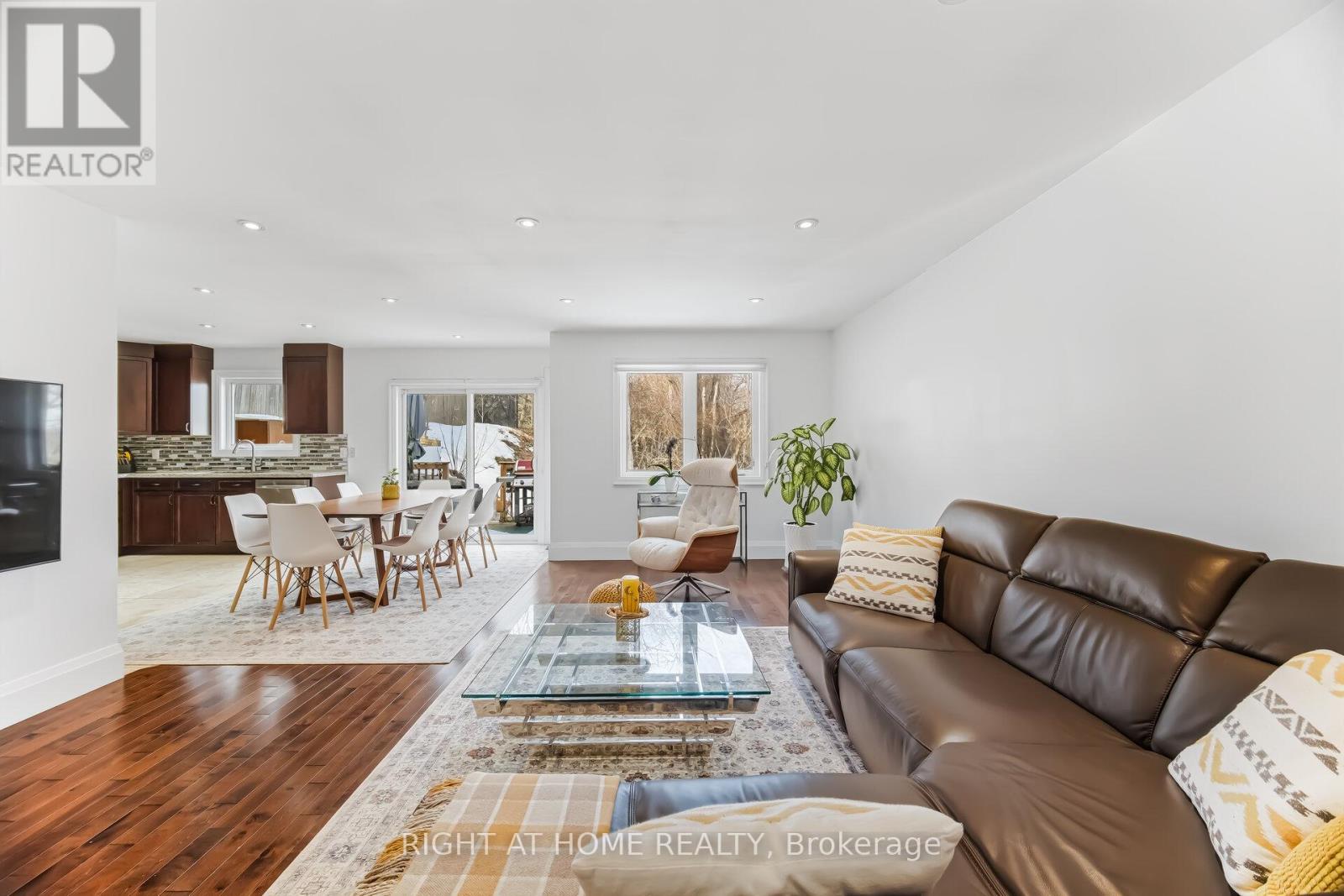 51d John Street, Halton Hills (Georgetown), Ontario  L7G 2J9 - Photo 11 - W12871226