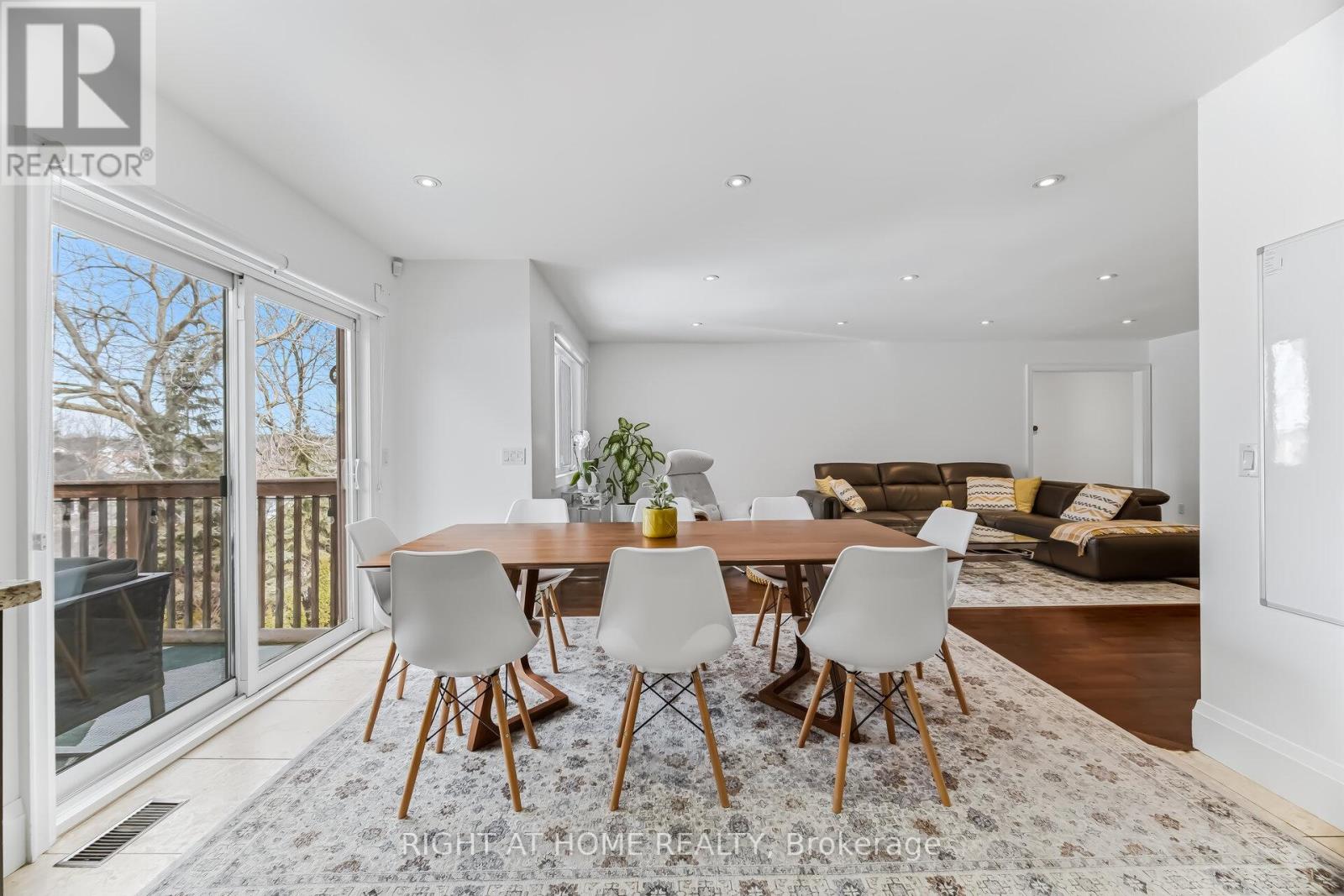 51d John Street, Halton Hills (Georgetown), Ontario  L7G 2J9 - Photo 12 - W12871226