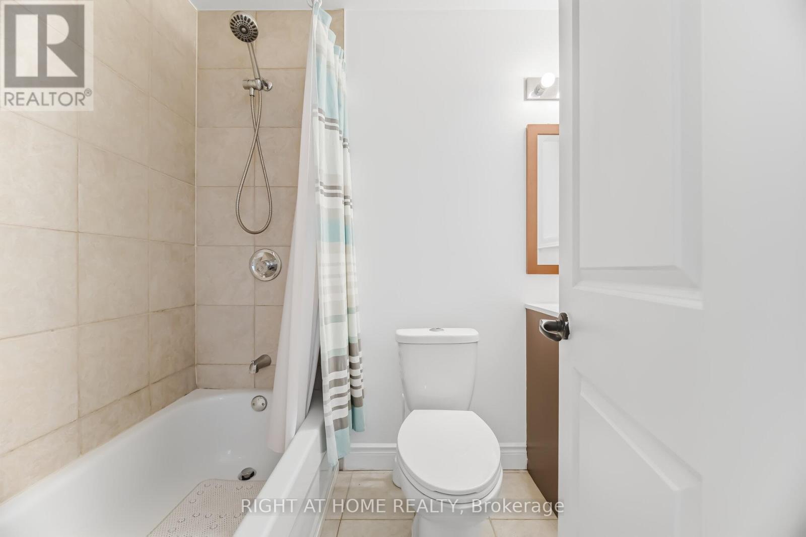 51d John Street, Halton Hills (Georgetown), Ontario  L7G 2J9 - Photo 31 - W12871226