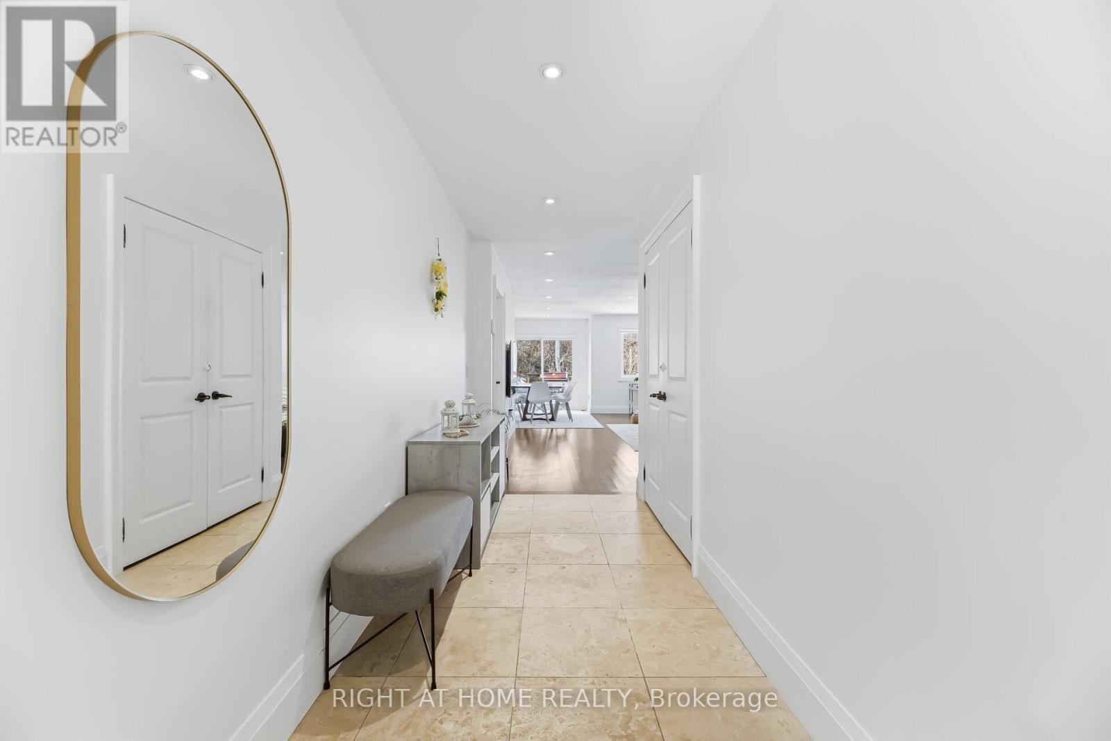 51d John Street, Halton Hills (Georgetown), Ontario  L7G 2J9 - Photo 6 - W12871226