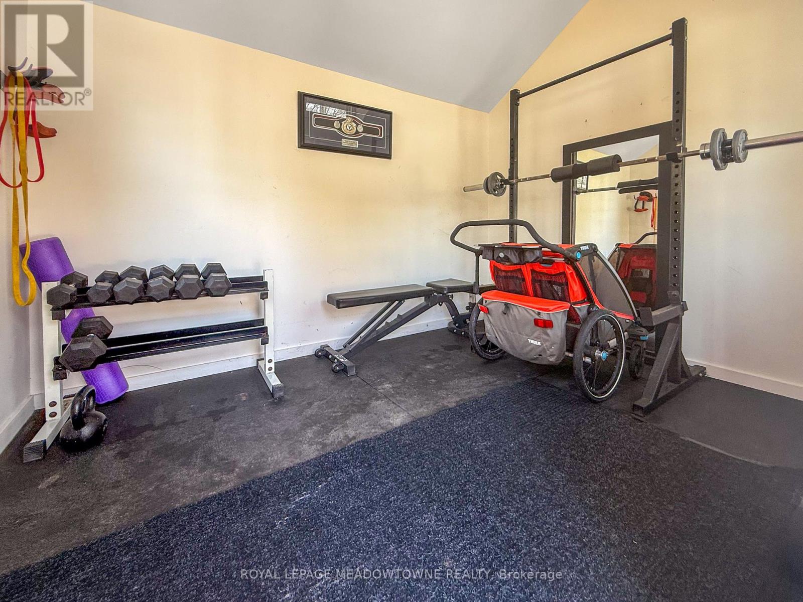 2 Bennett Place, Halton Hills (Glen Williams), Ontario  L7G 2X7 - Photo 34 - W12871350