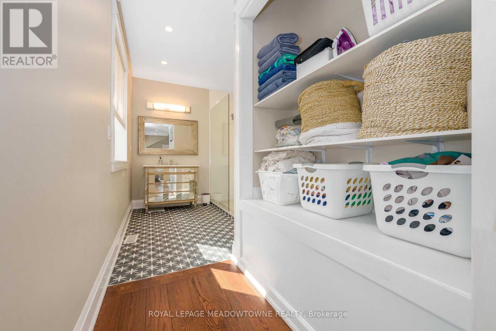 2 Bennett Place, Halton Hills (Glen Williams), Ontario  L7G 2X7 - Photo 37 - W12871350