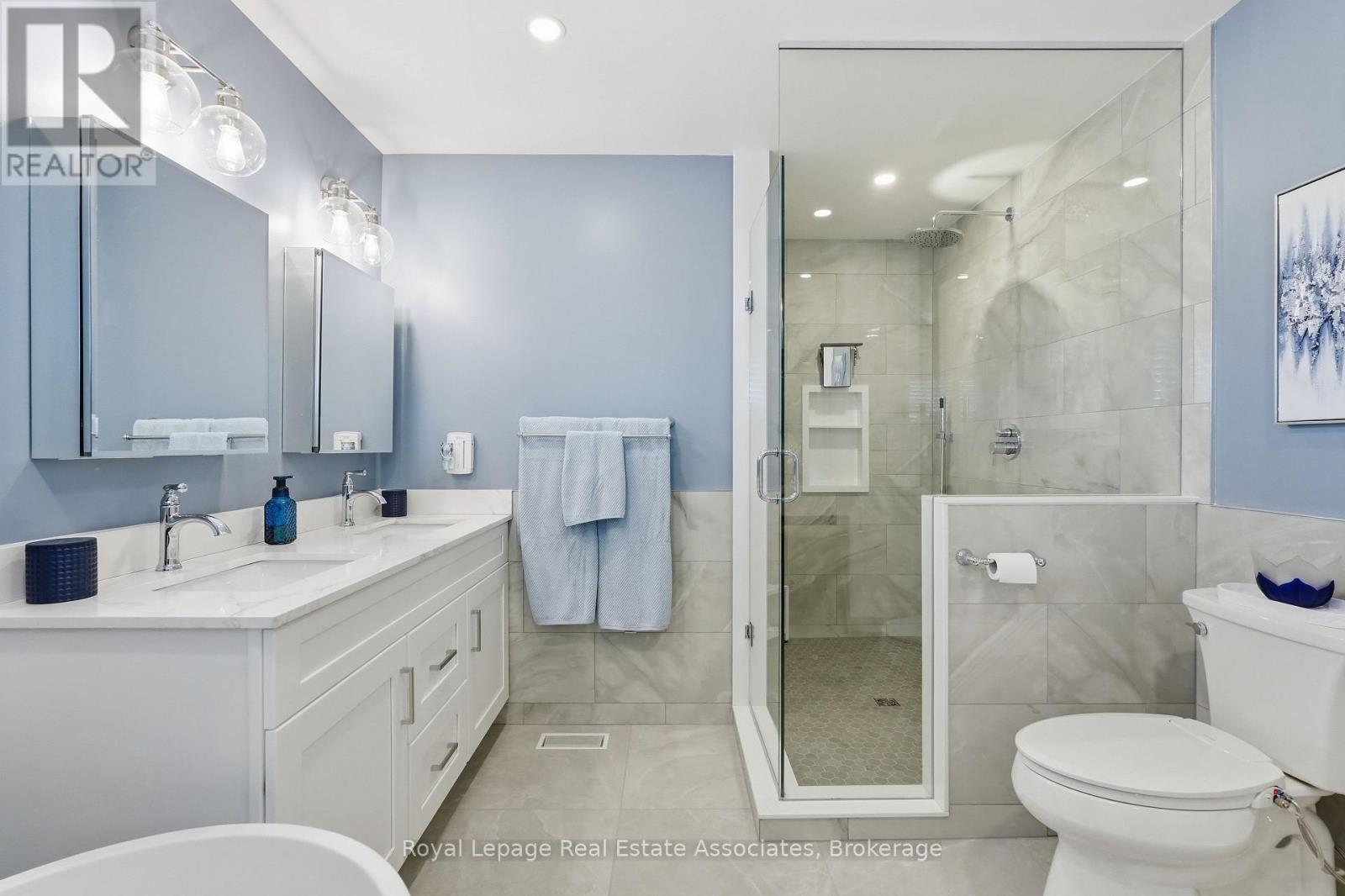 48 Chester Crescent, Halton Hills (Georgetown), Ontario  L7G 5W5 - Photo 27 - W12871756