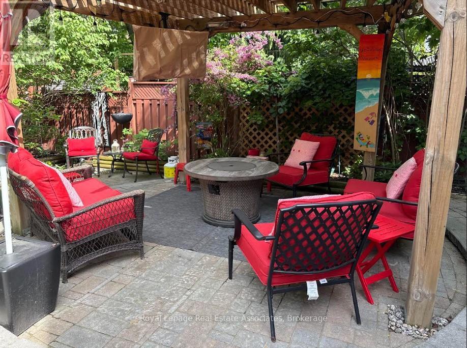 48 Chester Crescent, Halton Hills (Georgetown), Ontario  L7G 5W5 - Photo 48 - W12871756