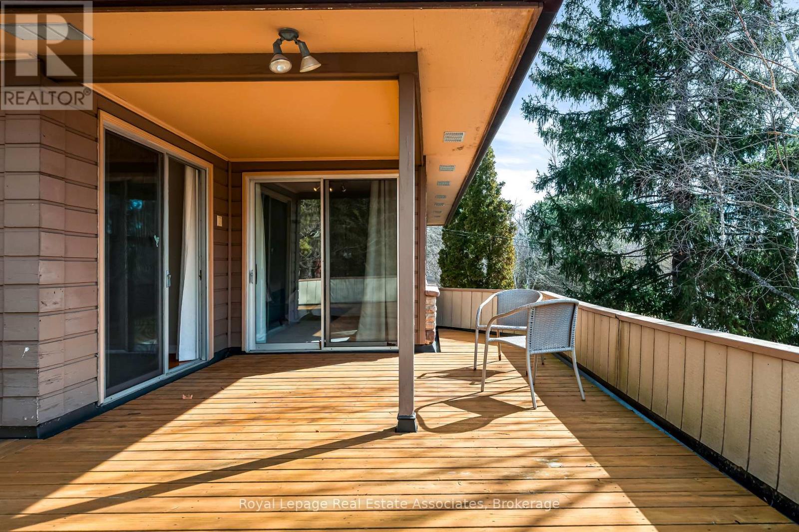 8 Ann Street, Halton Hills (Georgetown), Ontario  L7G 2V2 - Photo 21 - W12871886