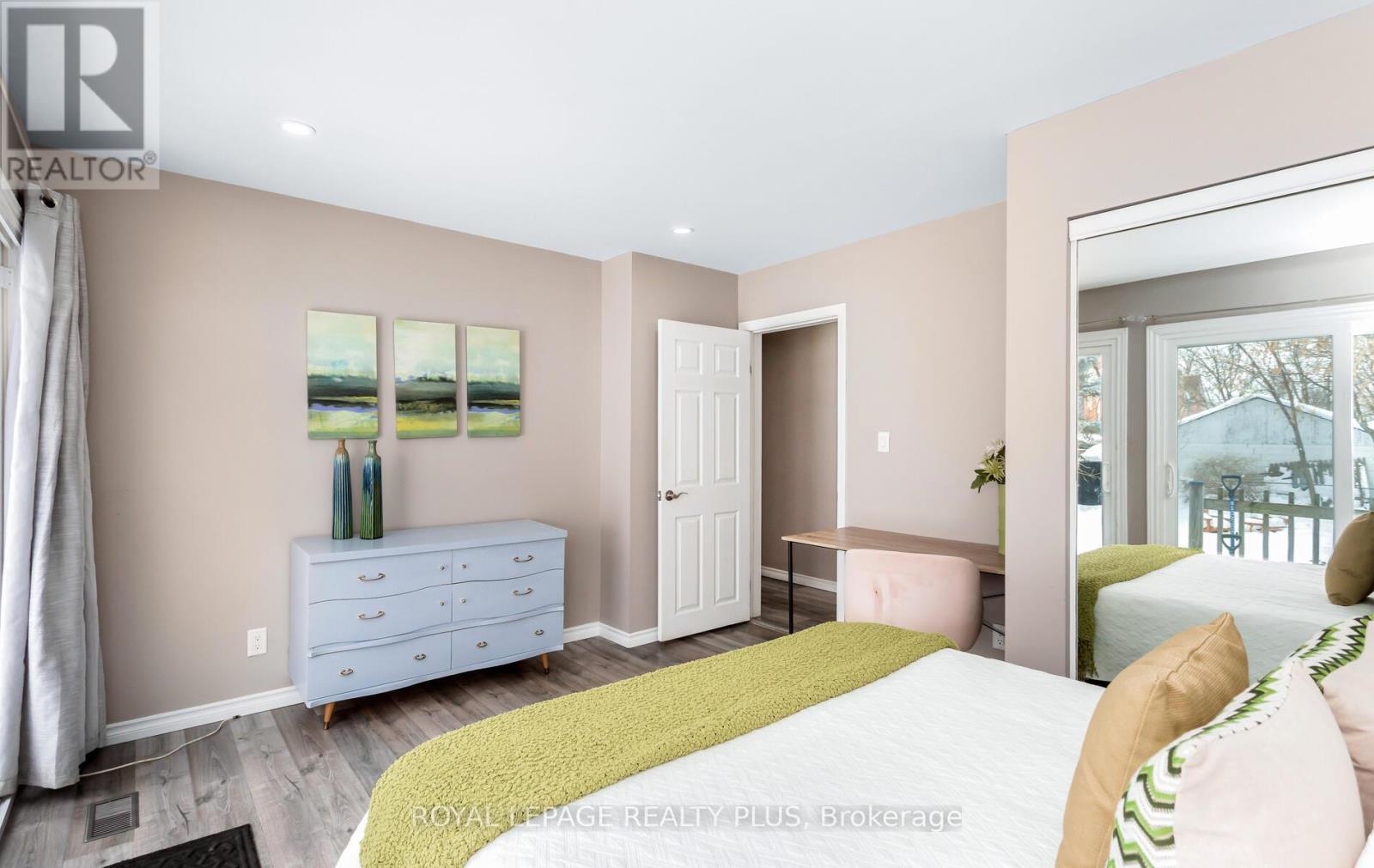 9 Ewing Street, Halton Hills (Georgetown), Ontario  L7G 2P6 - Photo 15 - W12873200