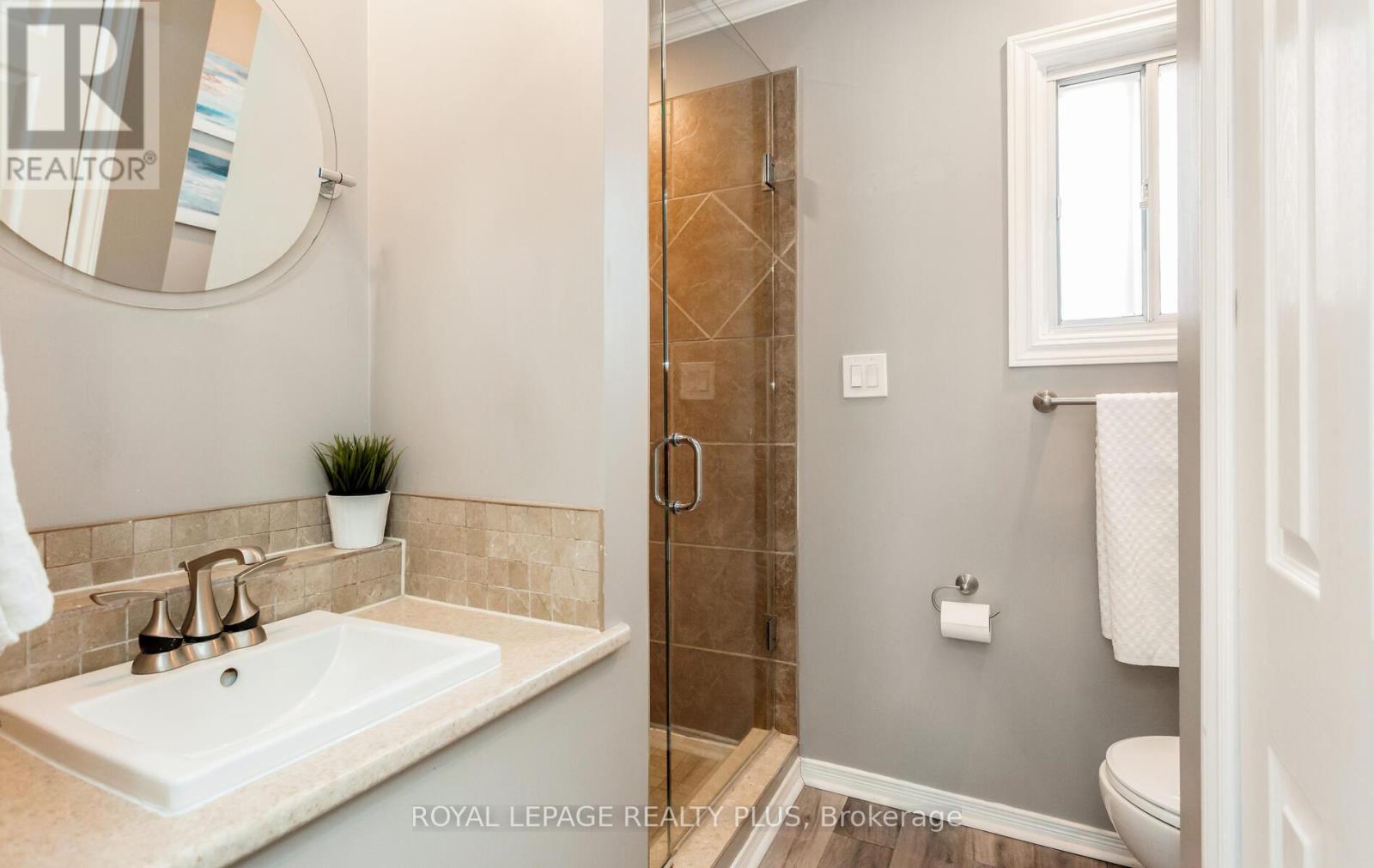 9 Ewing Street, Halton Hills (Georgetown), Ontario  L7G 2P6 - Photo 20 - W12873200