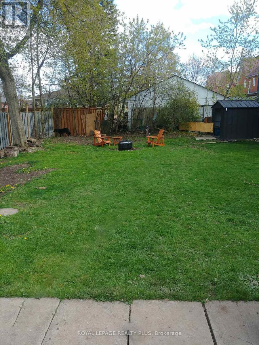 9 Ewing Street, Halton Hills (Georgetown), Ontario  L7G 2P6 - Photo 27 - W12873200