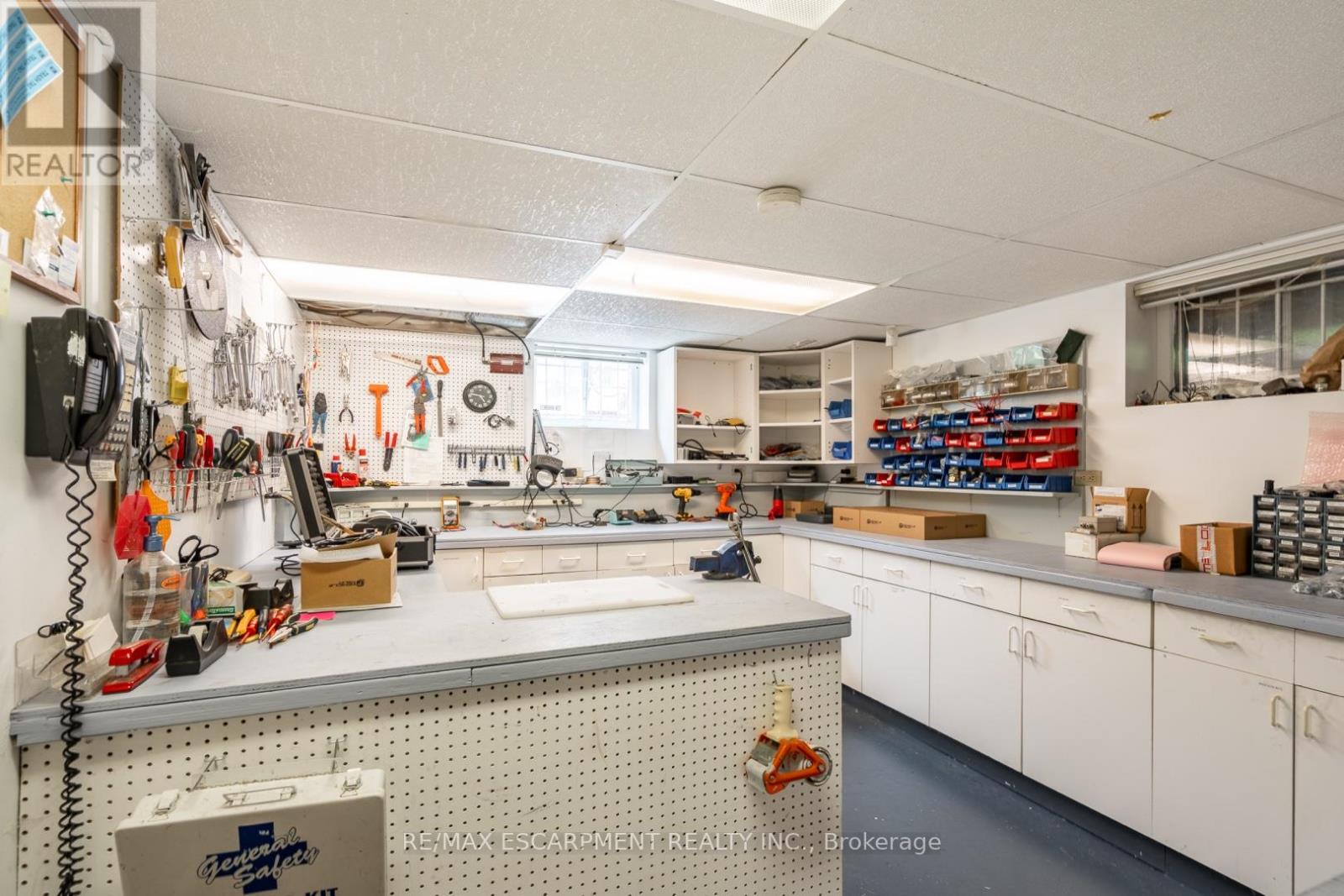 2172 Centre Road W, Hamilton, Ontario  L0P 1B0 - Photo 41 - X12877368