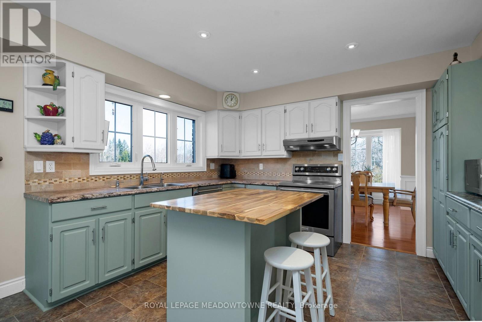 4905 First Line, Erin, Ontario  L7J 2L9 - Photo 12 - X12878834