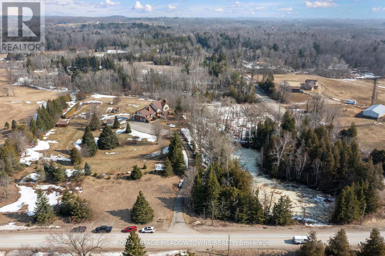 4905 First Line, Erin, Ontario  L7J 2L9 - Photo 2 - X12878834