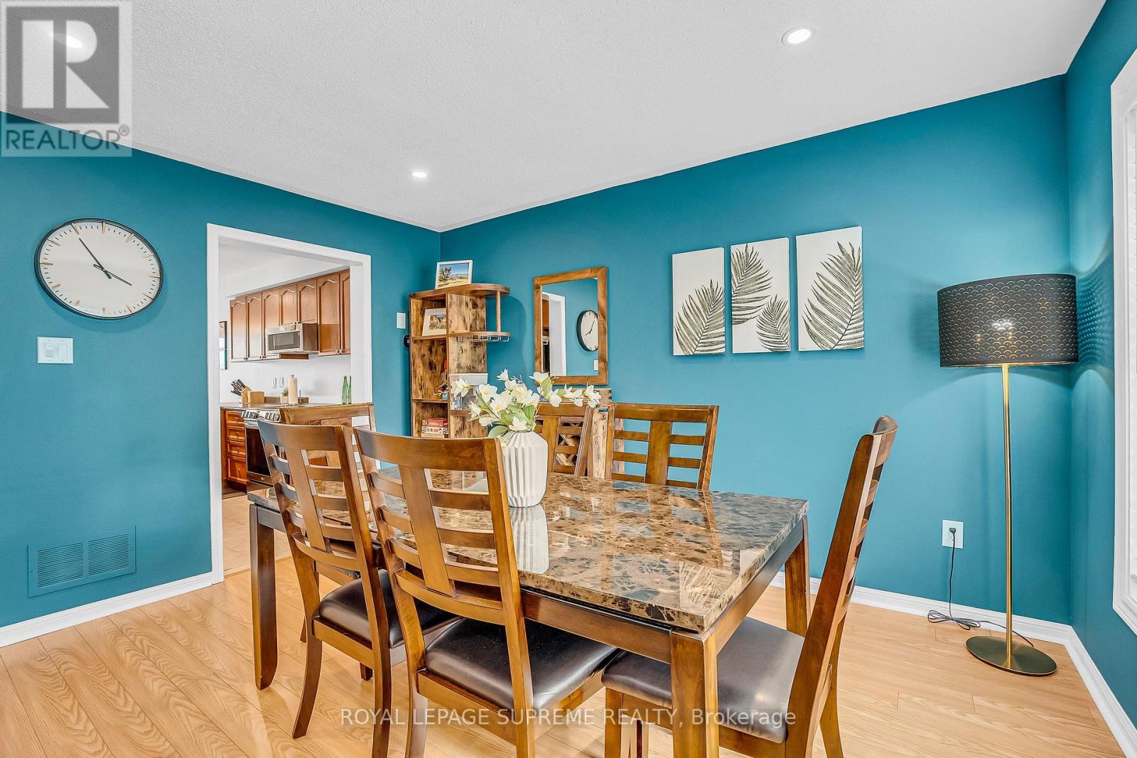 19 Seed House Lane, Halton Hills (Georgetown), Ontario  L7G 6K2 - Photo 11 - W12879592