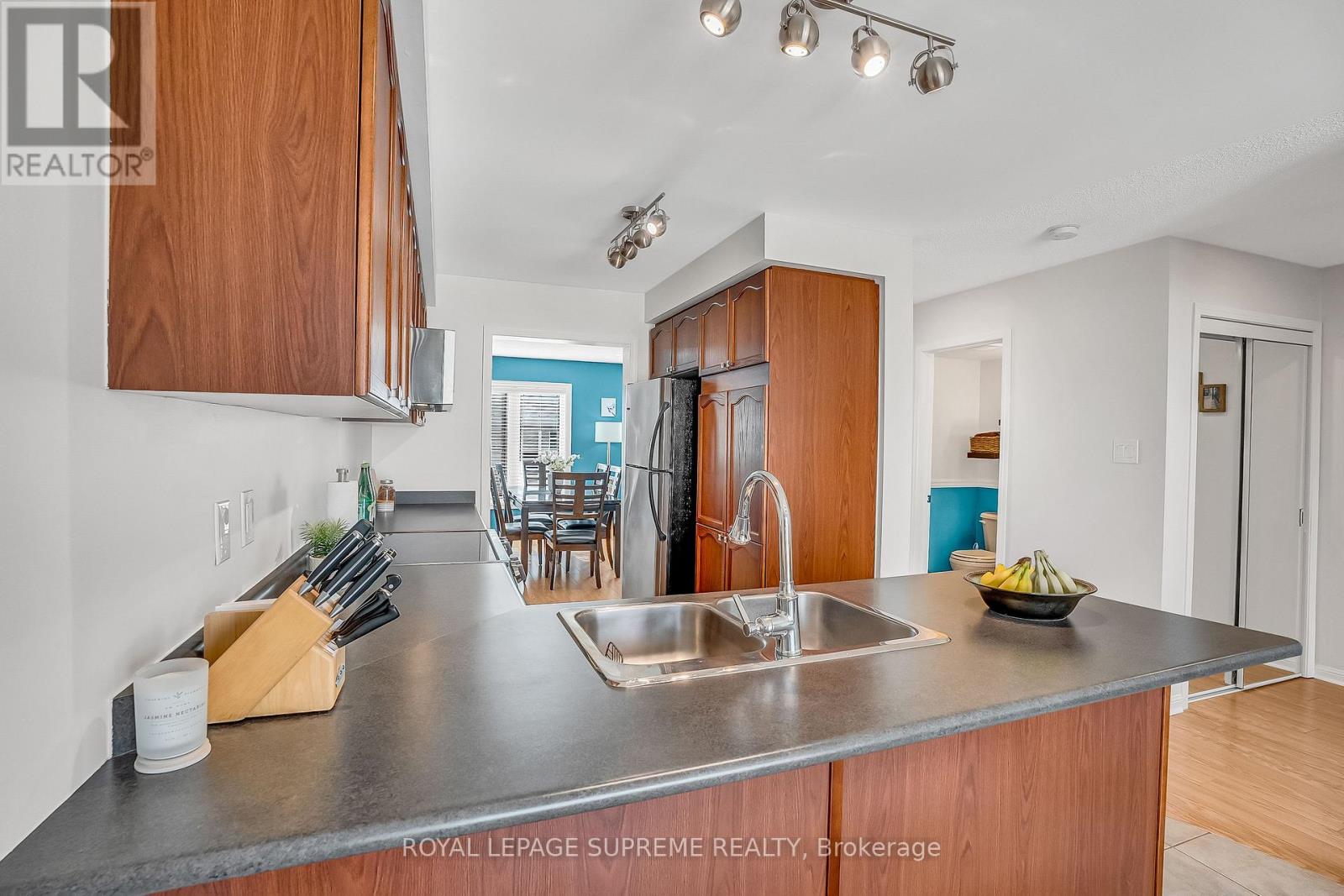 19 Seed House Lane, Halton Hills (Georgetown), Ontario  L7G 6K2 - Photo 16 - W12879592