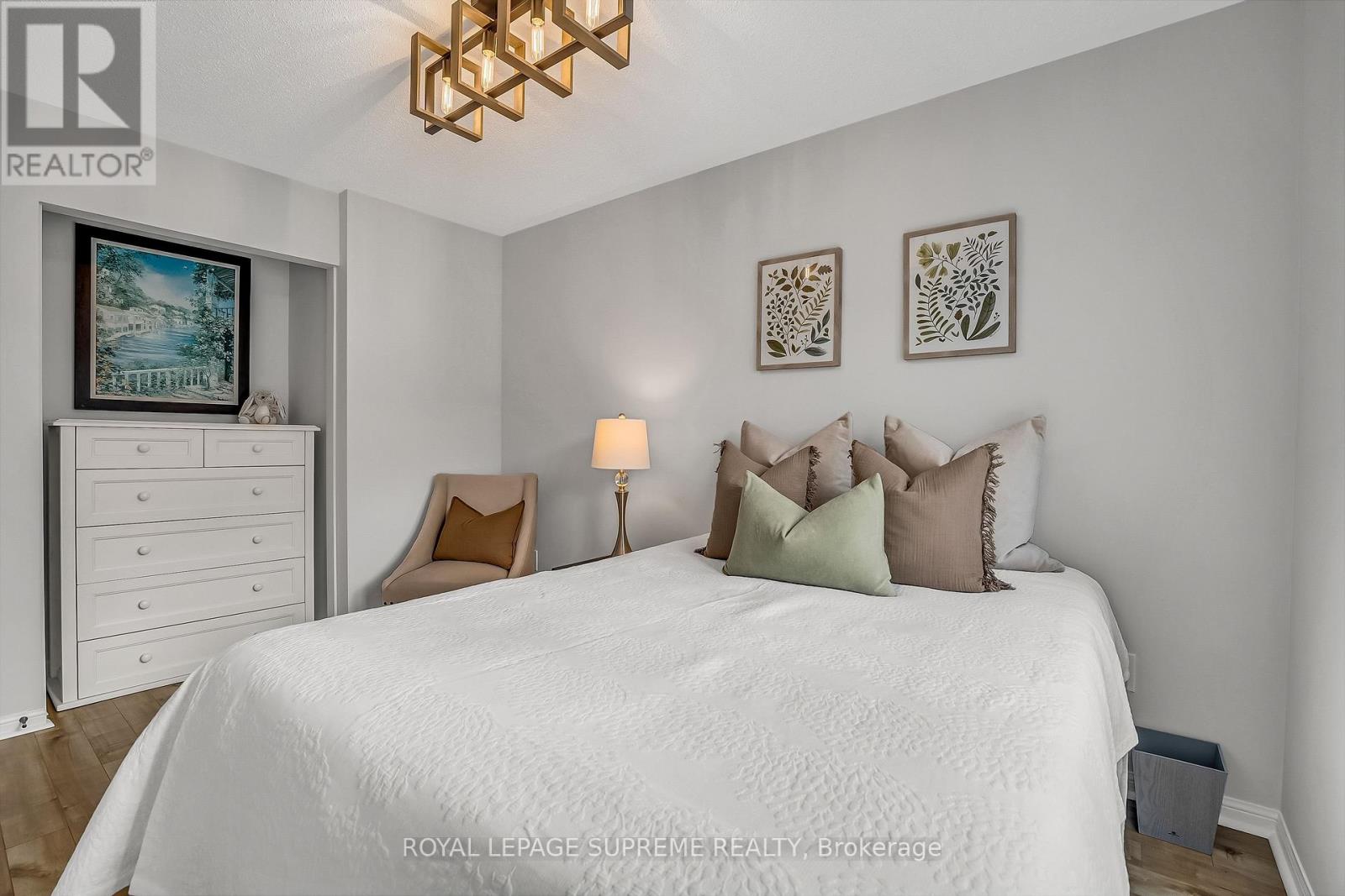 19 Seed House Lane, Halton Hills (Georgetown), Ontario  L7G 6K2 - Photo 37 - W12879592