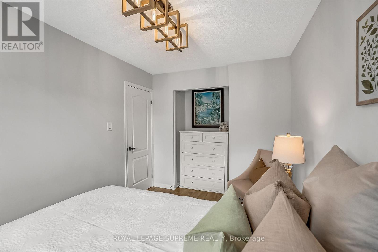 19 Seed House Lane, Halton Hills (Georgetown), Ontario  L7G 6K2 - Photo 38 - W12879592