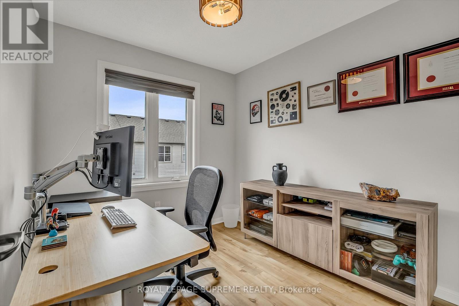 19 Seed House Lane, Halton Hills (Georgetown), Ontario  L7G 6K2 - Photo 39 - W12879592