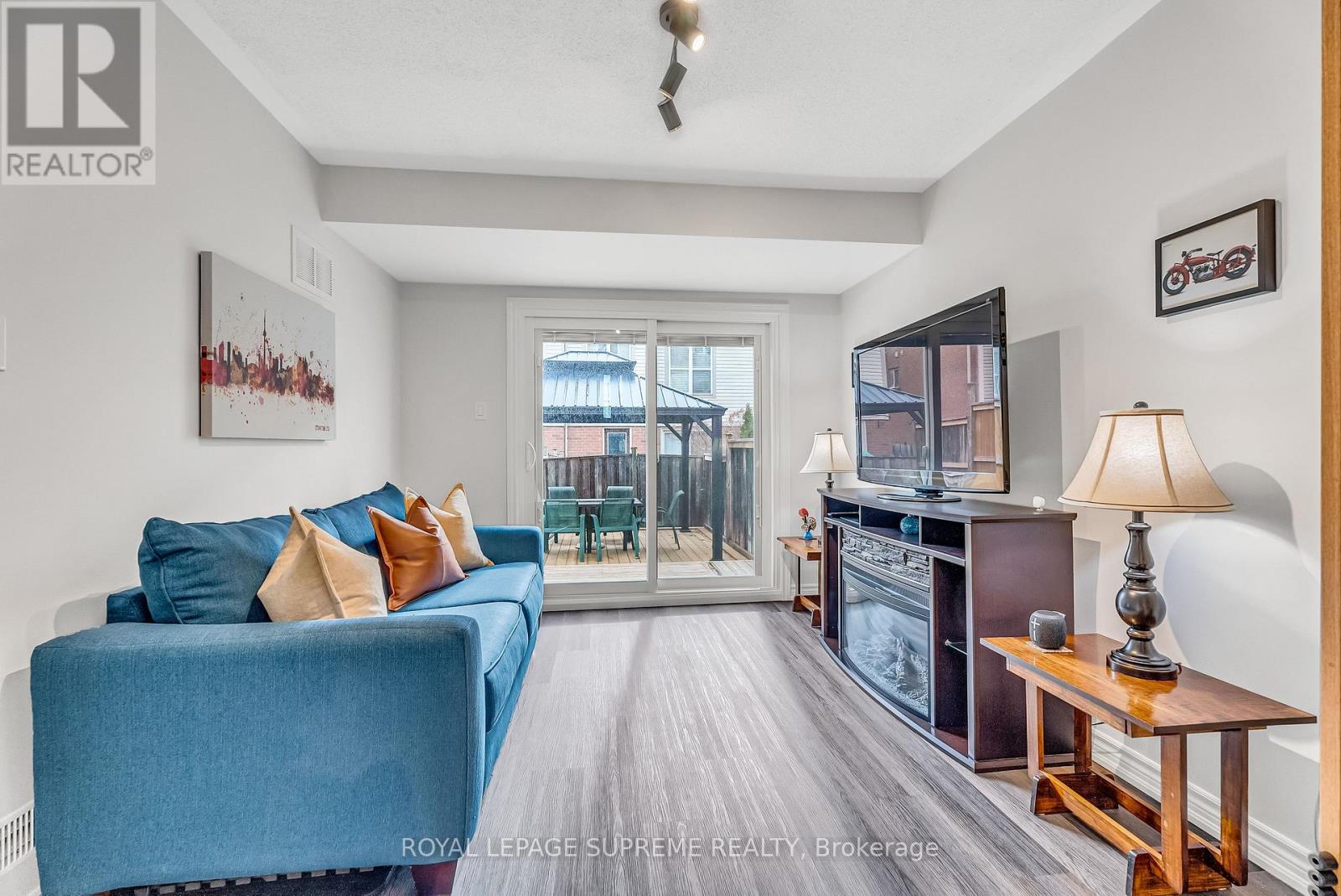 19 Seed House Lane, Halton Hills (Georgetown), Ontario  L7G 6K2 - Photo 44 - W12879592