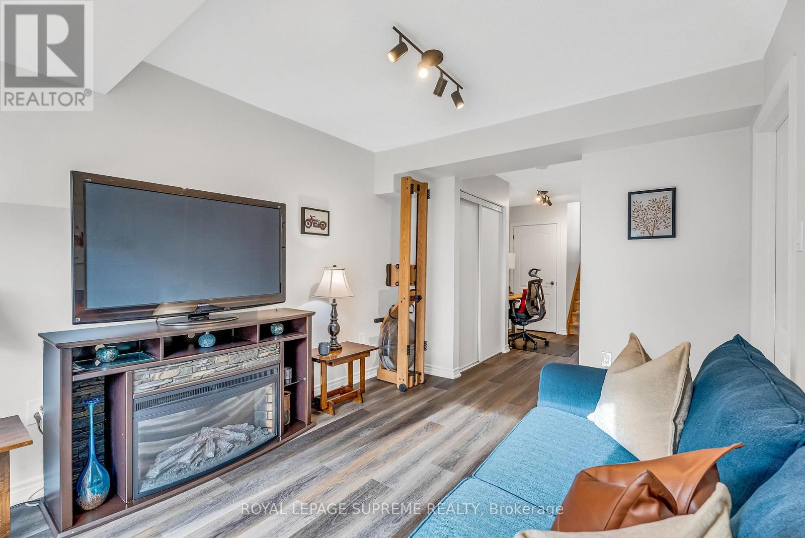 19 Seed House Lane, Halton Hills (Georgetown), Ontario  L7G 6K2 - Photo 45 - W12879592