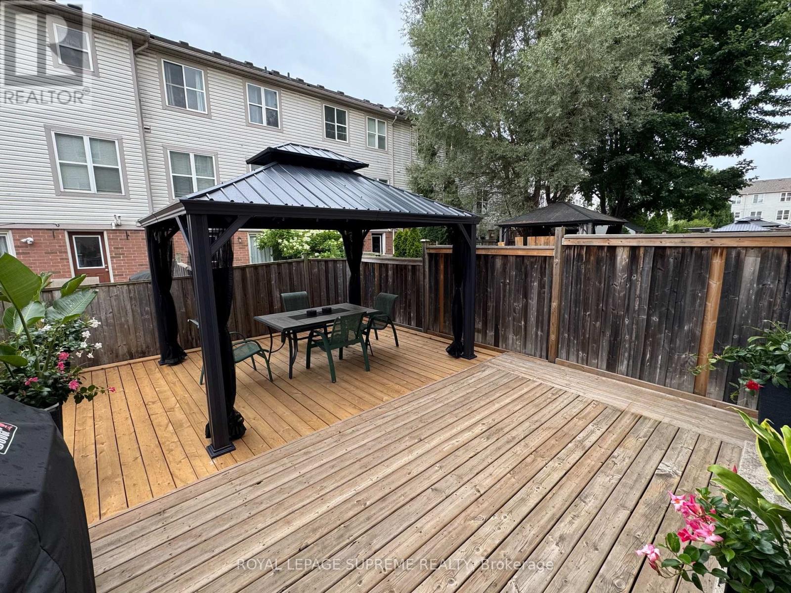 19 Seed House Lane, Halton Hills (Georgetown), Ontario  L7G 6K2 - Photo 50 - W12879592