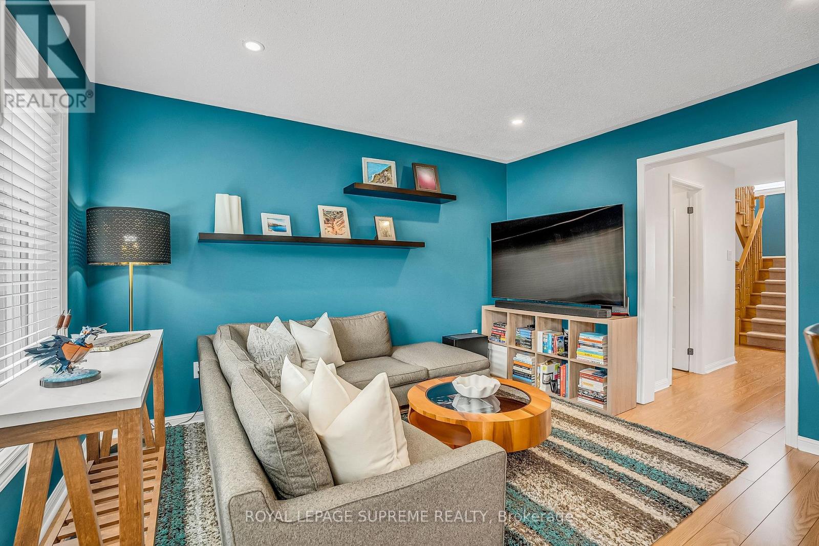 19 Seed House Lane, Halton Hills (Georgetown), Ontario  L7G 6K2 - Photo 6 - W12879592