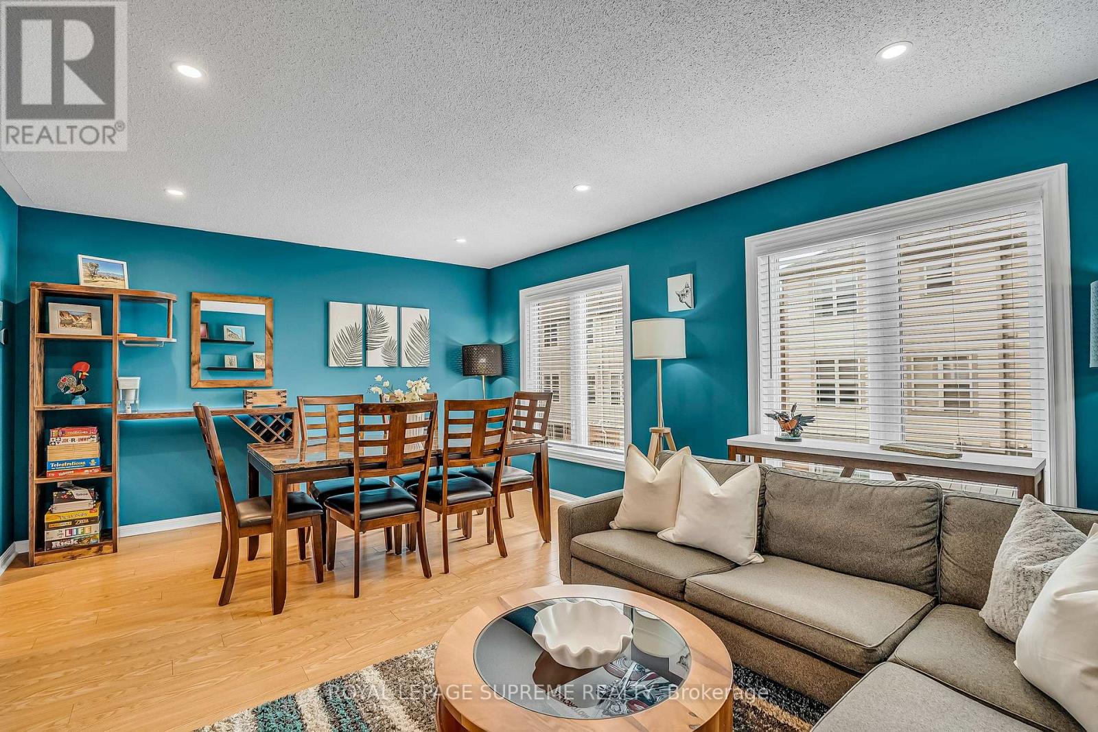 19 Seed House Lane, Halton Hills (Georgetown), Ontario  L7G 6K2 - Photo 7 - W12879592