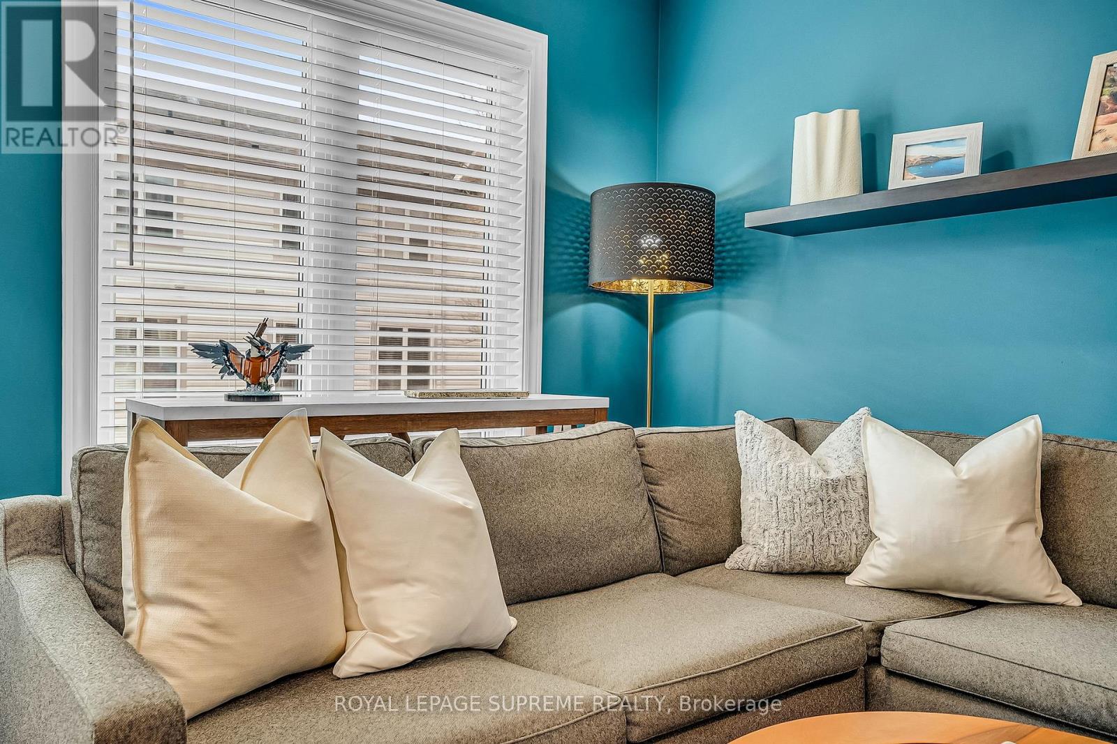 19 Seed House Lane, Halton Hills (Georgetown), Ontario  L7G 6K2 - Photo 9 - W12879592