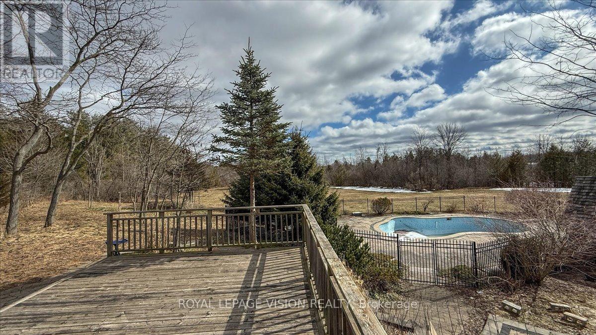 5628 Hwy 7, Milton (Na Rural Nassagaweya), Ontario  L7J 2L7 - Photo 32 - W12881728