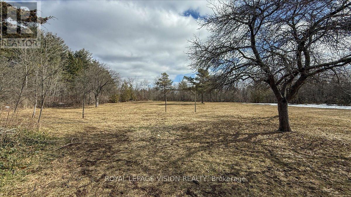5628 Hwy 7, Milton (Na Rural Nassagaweya), Ontario  L7J 2L7 - Photo 35 - W12881728