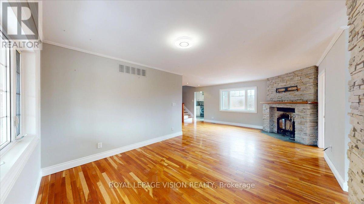 5628 Hwy 7, Milton (Na Rural Nassagaweya), Ontario  L7J 2L7 - Photo 6 - W12881728