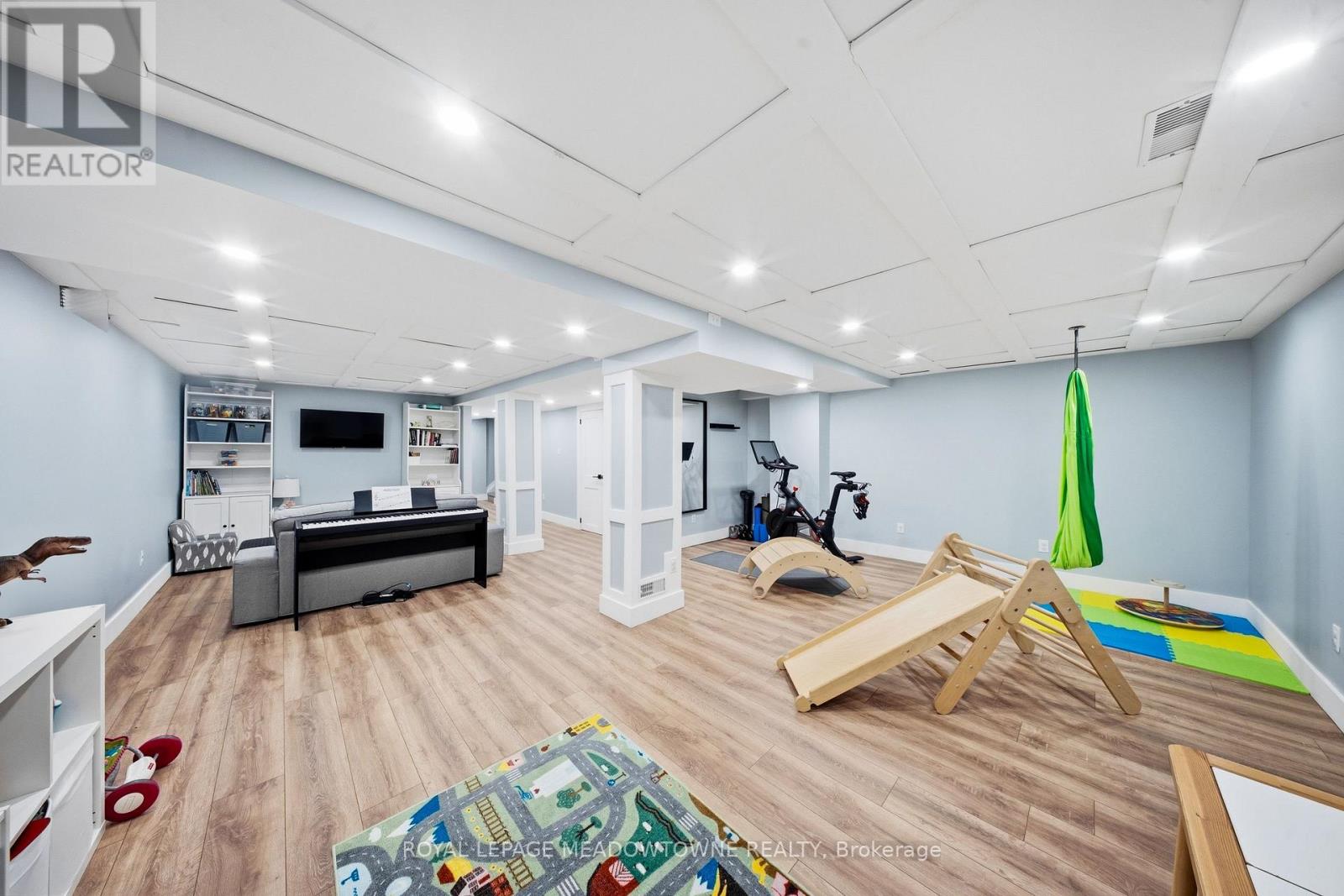 163 Eaton Street, Halton Hills (Georgetown), Ontario  L7G 5V6 - Photo 35 - W12881802