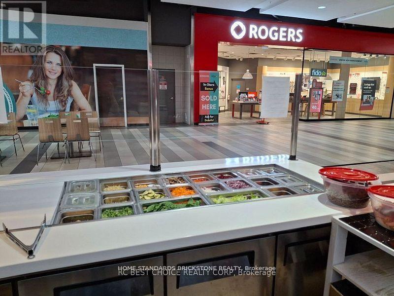 280 Guelph St Street, Halton Hills (Georgetown), Ontario  L7G 4B1 - Photo 3 - W12882378