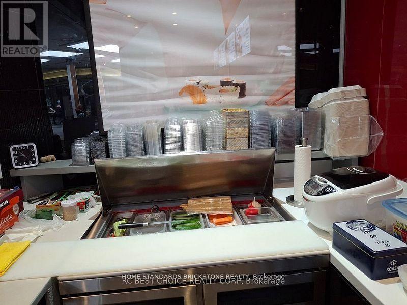 280 Guelph St Street, Halton Hills (Georgetown), Ontario  L7G 4B1 - Photo 4 - W12882378