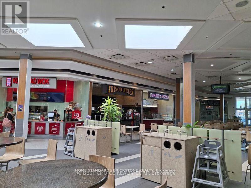 280 Guelph St Street, Halton Hills (Georgetown), Ontario  L7G 4B1 - Photo 6 - W12882378