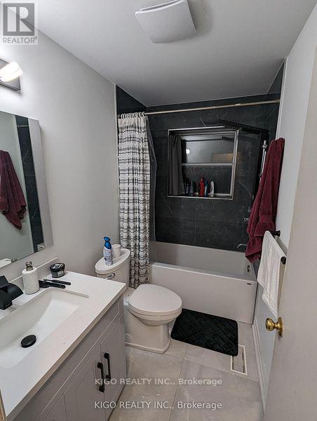 39 Mcgilvray Crescent, Halton Hills (Georgetown), Ontario  L7G 1L7 - Photo 9 - W12885166