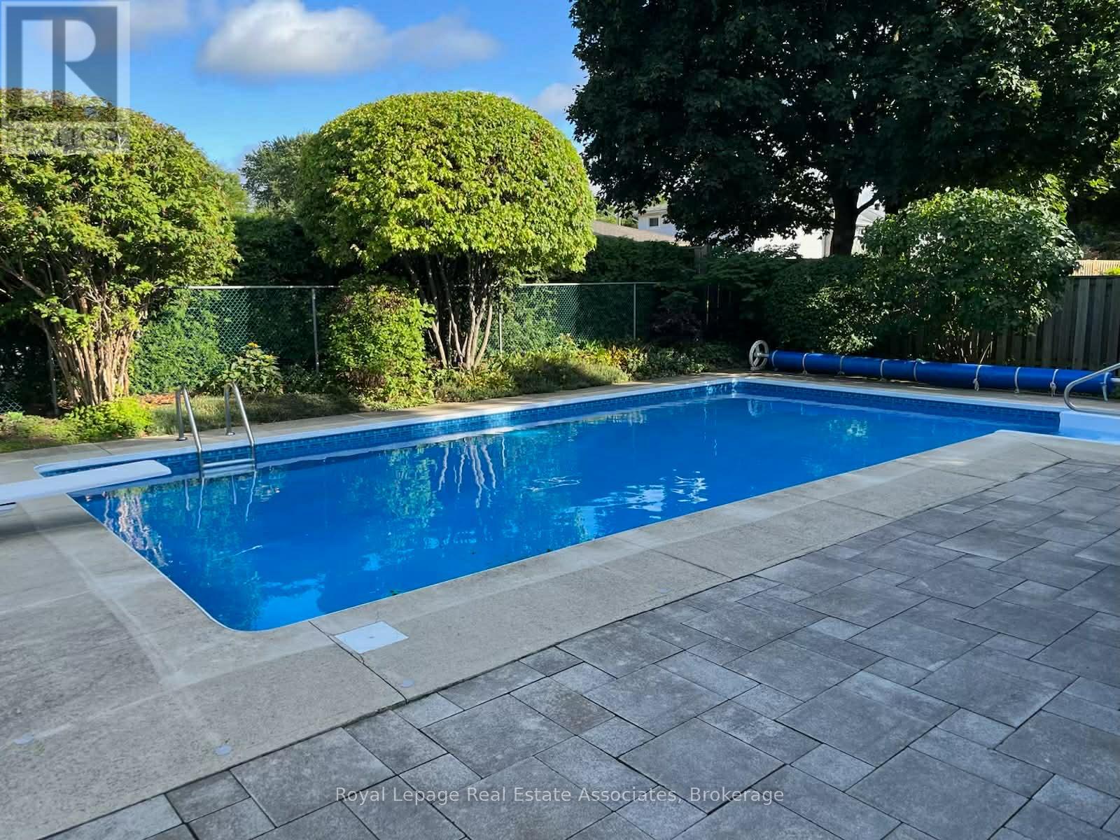 15 Stockman Crescent, Halton Hills (Georgetown), Ontario  L7G 1J5 - Photo 40 - W12887234