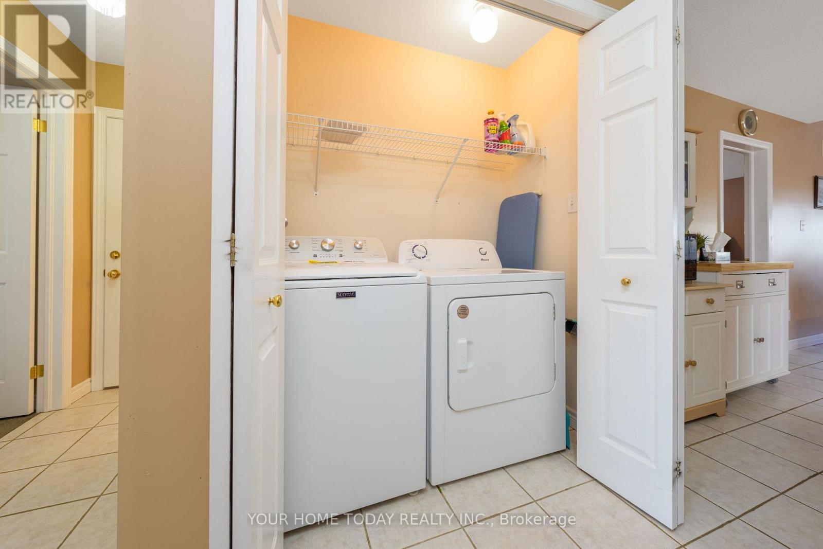 71 Doctor Moore Court, Halton Hills (Ac Acton), Ontario  L7J 3A6 - Photo 23 - W12887822