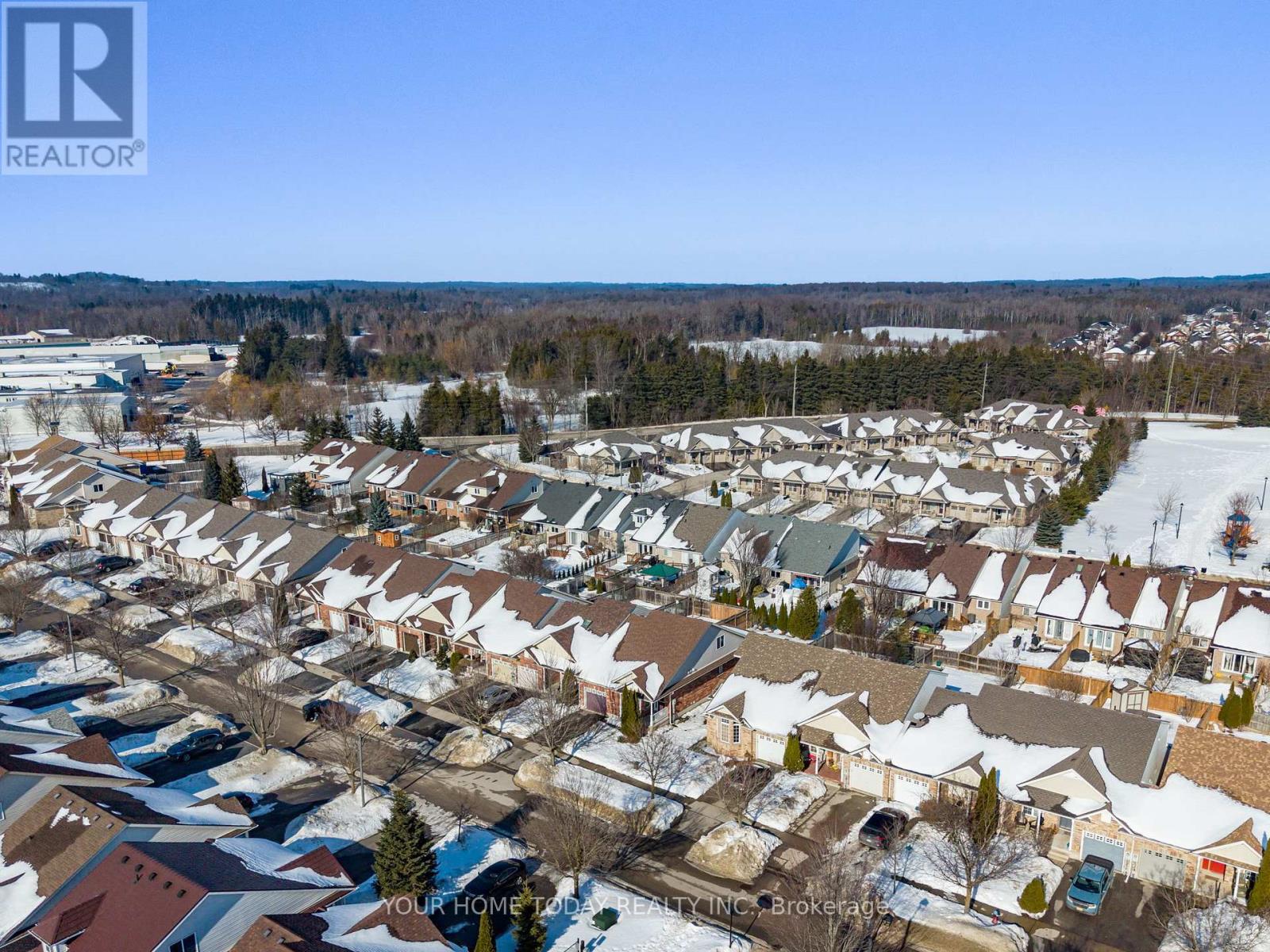 71 Doctor Moore Court, Halton Hills (Ac Acton), Ontario  L7J 3A6 - Photo 3 - W12887822