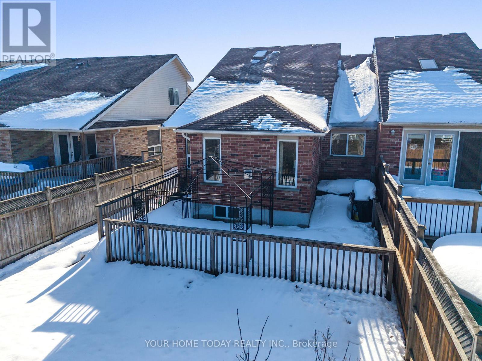 71 Doctor Moore Court, Halton Hills (Ac Acton), Ontario  L7J 3A6 - Photo 39 - W12887822